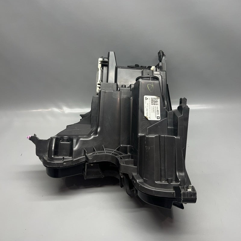 84664073 GMC TERRAIN HEADLIGHT LEFT DRIVER 2018 2019 2020 2021 XENON OEM 84664073