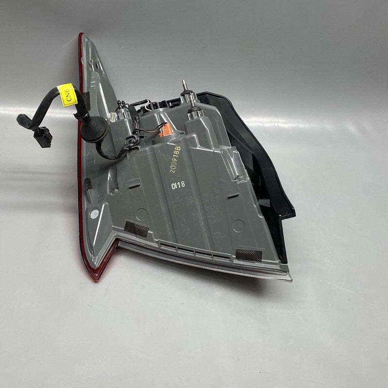 92402 AA020 HYUNDAI ELANTRA TAIL LIGHT RIGHT PASSENGER 2021 2022 OEM 92402AA020