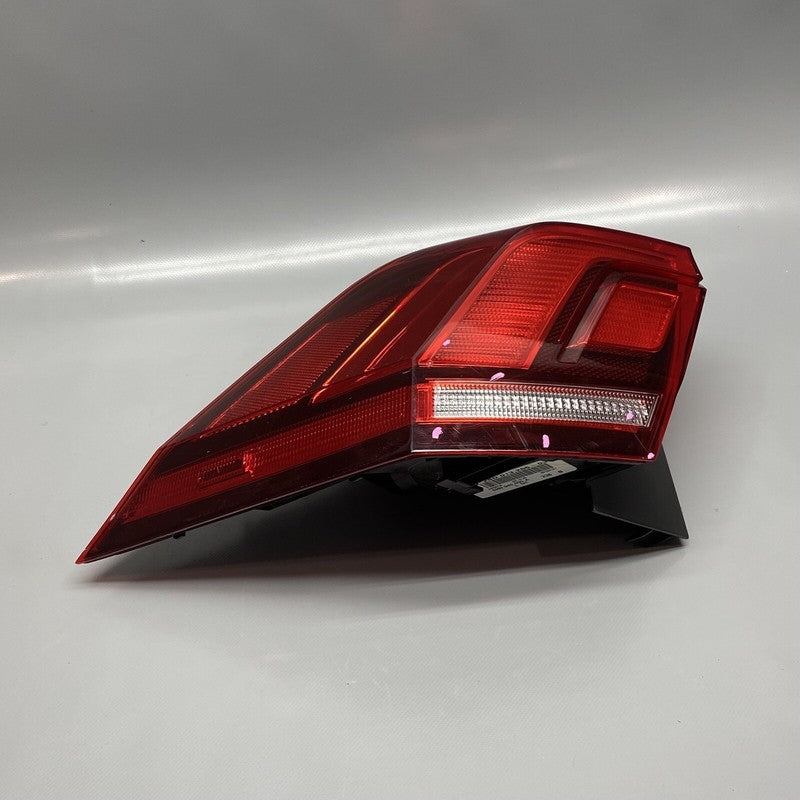 VOLKSWAGEN TIGUAN TAIL LIGHT LEFT DRIVER 2018 2019 2020 5NN945095A OEM