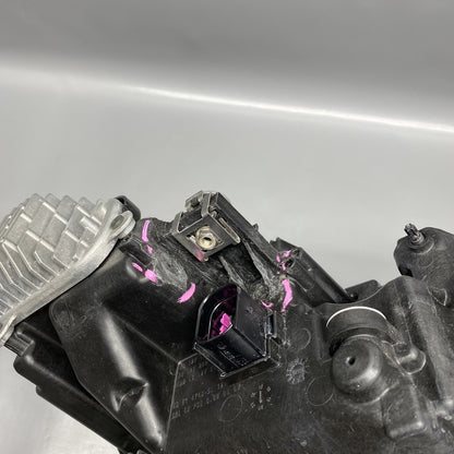 4KE941039B AUDI E-TRON HEADLIGHT LEFT DRIVER 4KE941039B 2019 2020 2021 2022 LED OEM