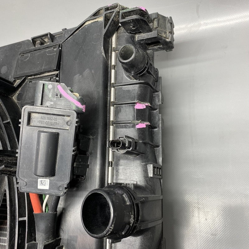 1742 7953398 BMW 850 RADIATOR M8 FAN CONDENSER 17427953398 2017 2018 2019 OEM