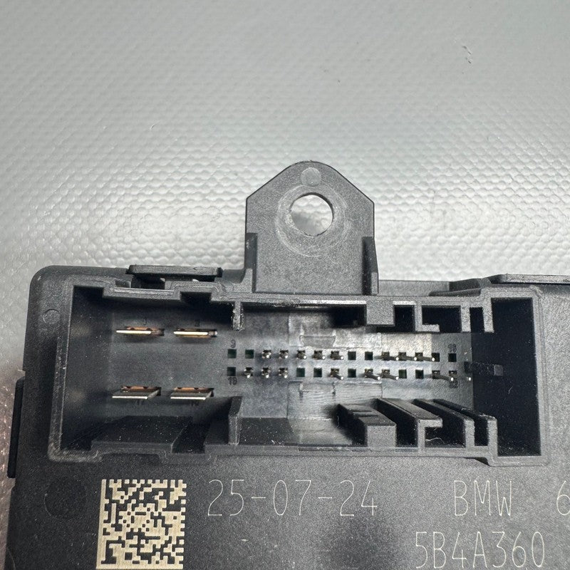 BMW IS 530 DOOR CONTROL UNIT LEFT DRIVER 2024 2025 OEM 5B4A360