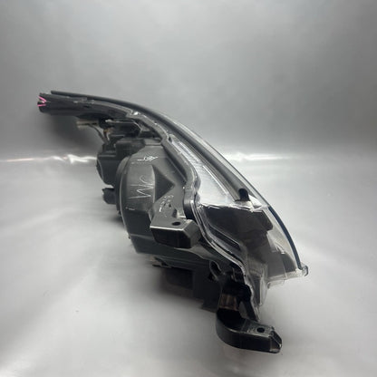 TOYOTA HIGHLANDER HEADLIGHT LEFT DRIVER 2017 2018 2019 HALOGEN