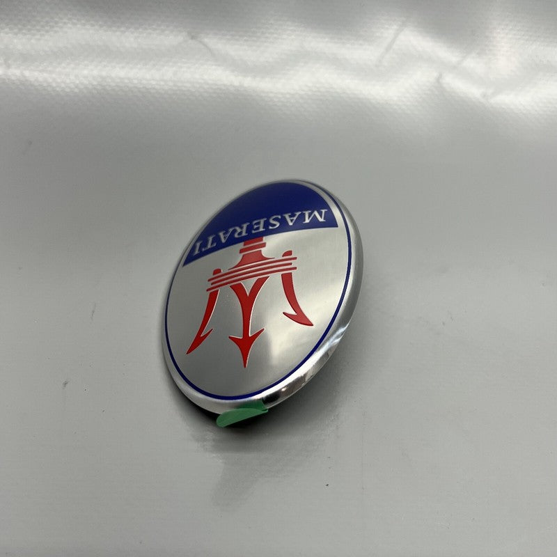 670106516 MASERATI LEVANTE FRONT EMBLEM BADGE 2017 2018 OEM 670106516 