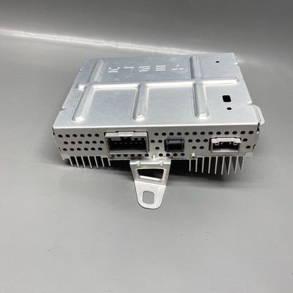 1507152-00-A TESLA MODEL Y AUDIO AMPLIFIER 2020 2021 2022 2023 OEM 1507152-00-A