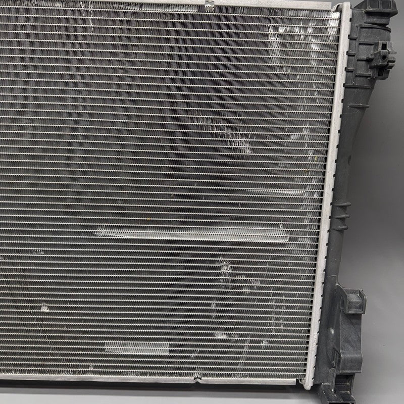 A2045003703 MERCEDES BENZ E350 E550 COOLANT RADIATOR 2010 2011 2012 2013 2014 2015 OEM