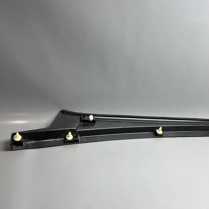 1821257-00-C TESLA CYBERTRUCK REAR APRON MOLDING 2024 OEM 1821257-00-C