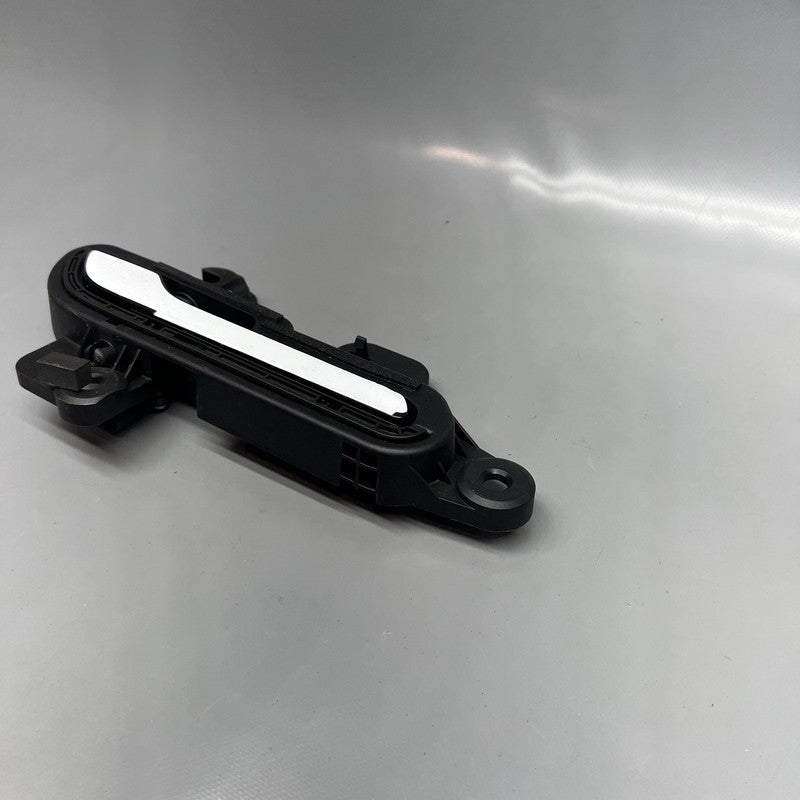 MODEL 3 TESLA MODEL 3 DOOR HANDLE RIGHT PASSENGER 2017 2018 2019 2020 2021 OEM