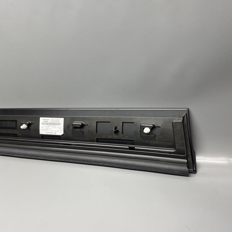 9Y0837096 PORSCHE CAYENNE DOOR MOLDING RIGHT LOWER FRONT 2019 2020 2021 OEM 9Y0837096