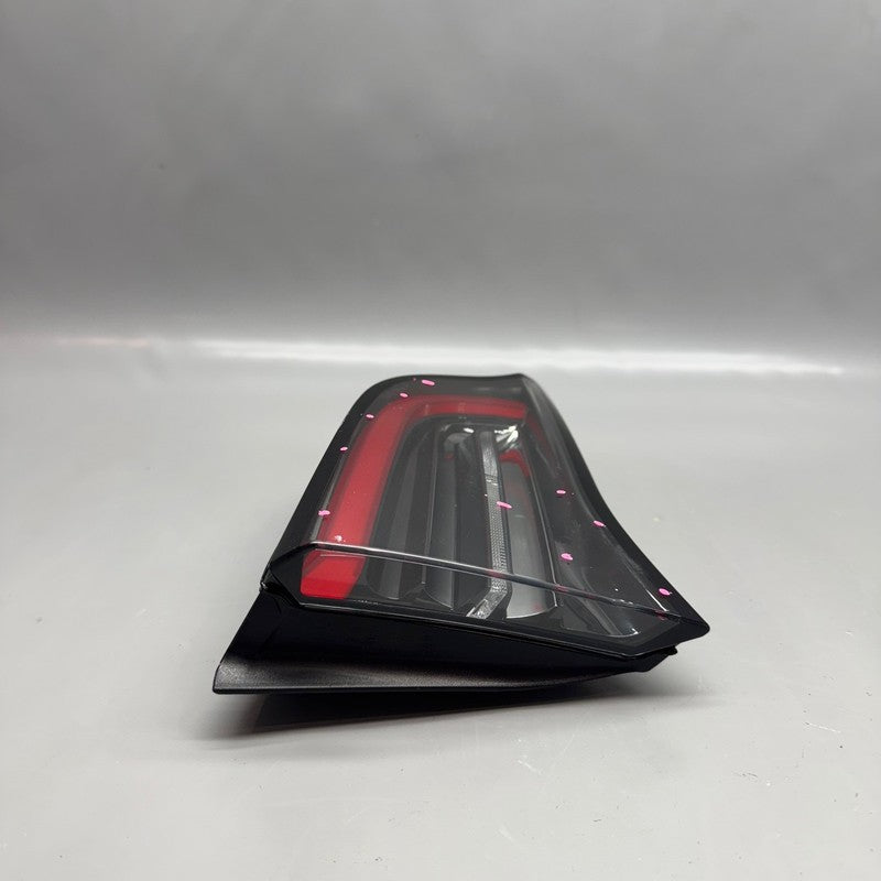 TESLA MODEL Y TAIL LIGHT LEFT DRIVER 2020 2021 2022 2023 2024 OEM