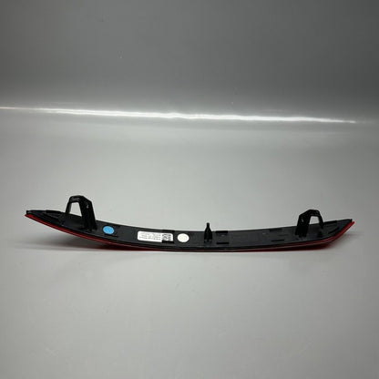 31468557 VOLVO XC90 BUMPER REFLECTOR RIGHT REAR 2016 2017 2018 2019 2020 OEM 31468557