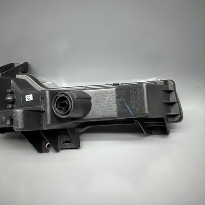 1077391-00-F TESLA MODEL 3 FOG LIGHT LEFT DRIVER 2017 18 19 20 21 22 2023 3 PIN 1077391-00-F