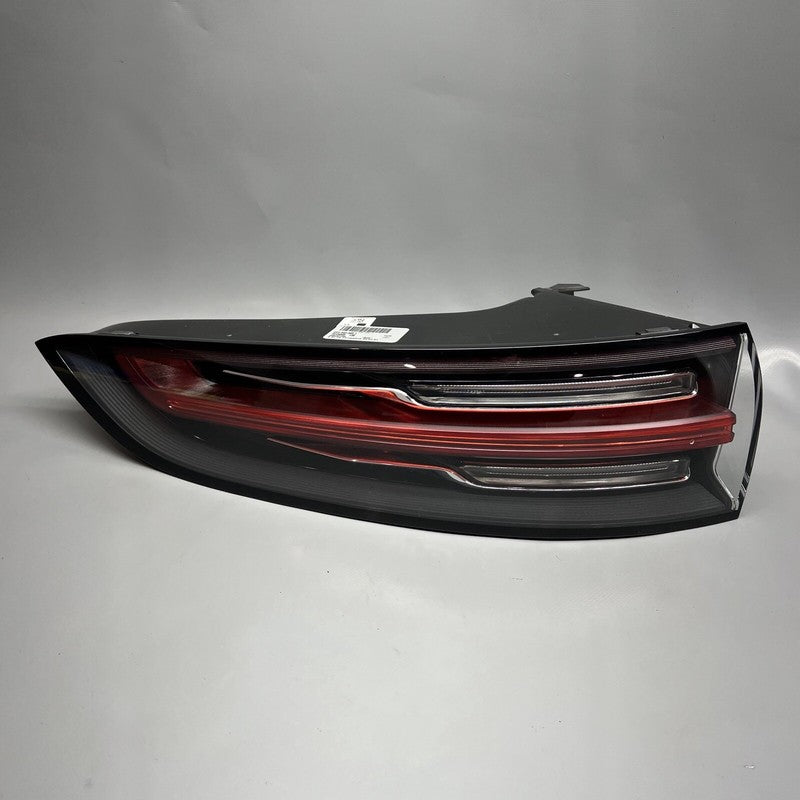 9Y0945095J PORSCHE CAYENNE TAIL LIGHT LEFT DRIVER 2019 20 21 22 2023 LED OEM 9Y0945095J