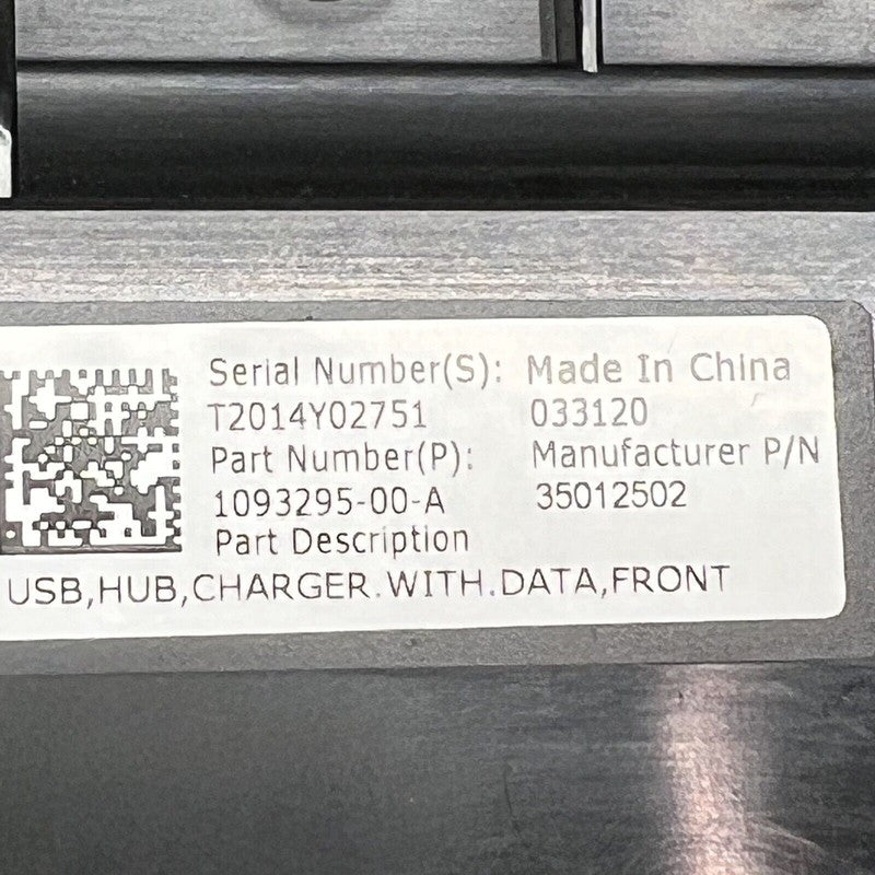 TESLA MODEL 3 USB HUB CHARGER DATA FRONT 2017 2018 2019 2020 OEM 10932