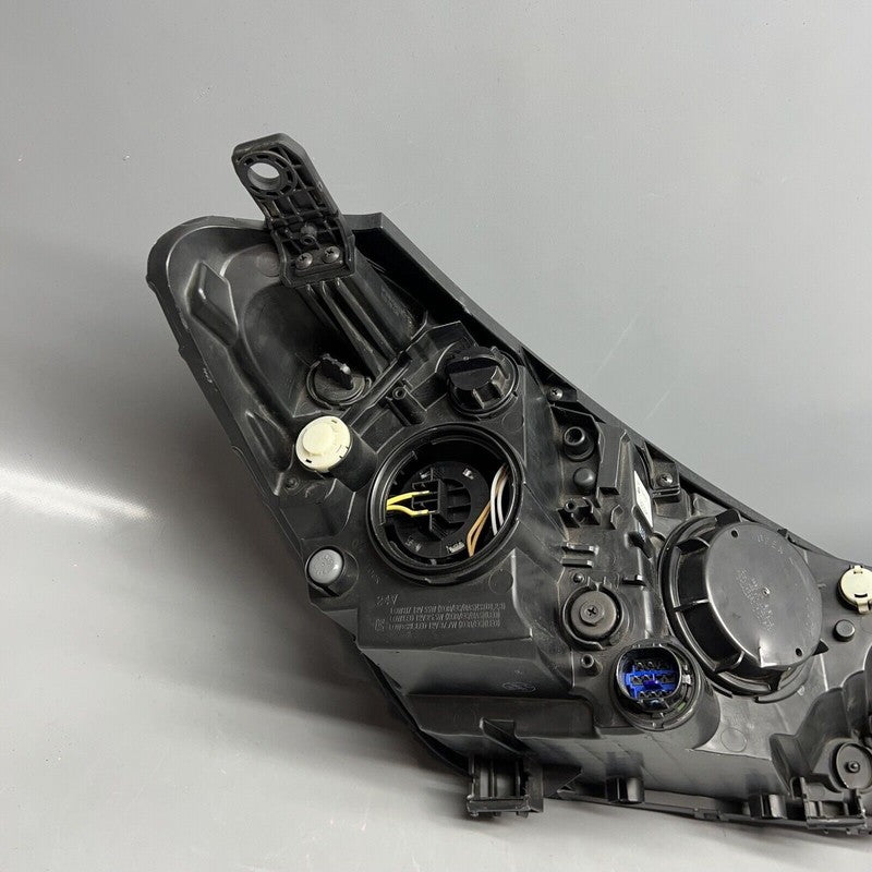 HYUNDAI TUCSON HEADLIGHT LEFT DRIVER 2016 2017 2018 HALOGEN OEM