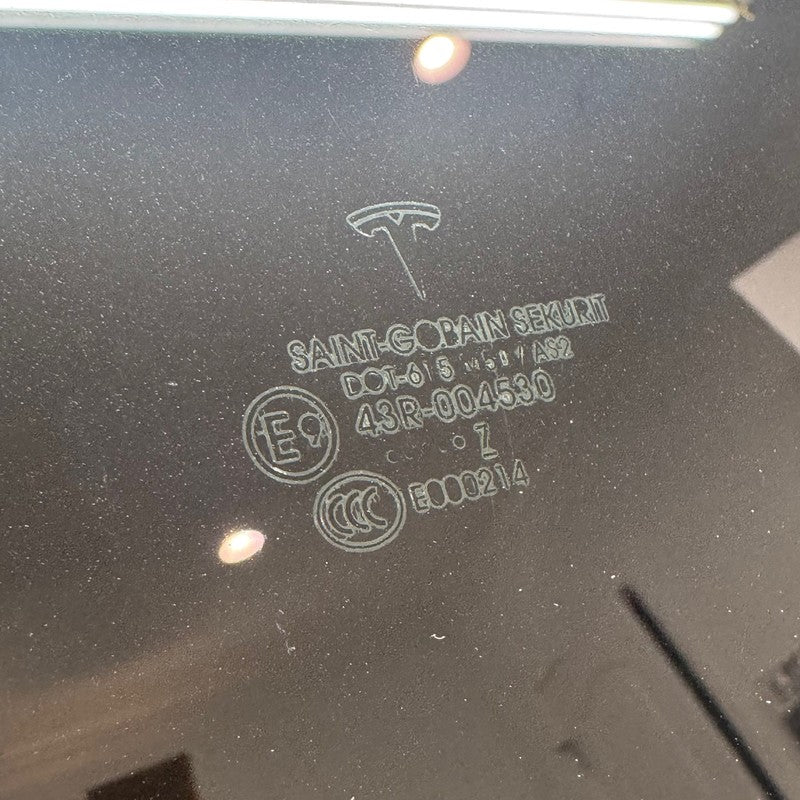 TESLA MODEL X LEFT FRONT DOOR GLASS 2016 2017 2018 2019 2020 OEM