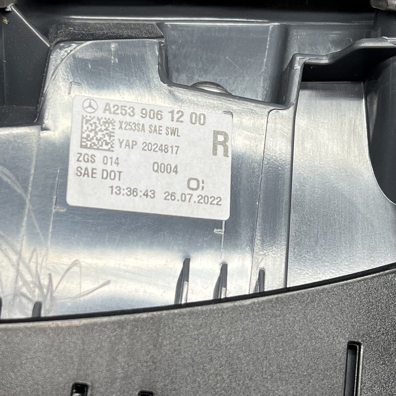 A2539061200 MERCEDES BENZ GLC300 TAIL LIGHT RIGHT PASSENGER 2016 17 18 2019 LED A2539061200