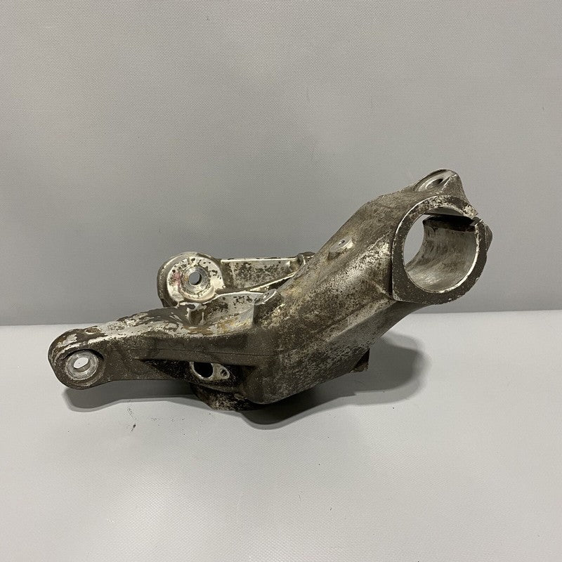 99634165504 PORSCHE 911 CARRERA KNUCKLE HUB LEFT FRONT 99634165504 2001 2002 2003 2004 OEM