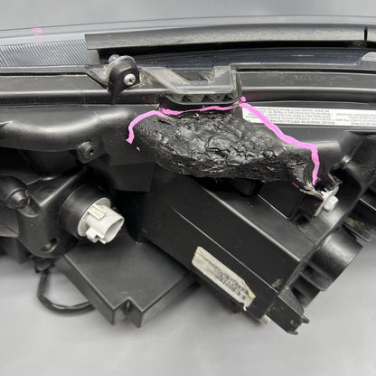 RAV 4 TOYOTA RAV 4 HEADLIGHT RIGHT PASSENGER 2022 2023 2024 OEM 