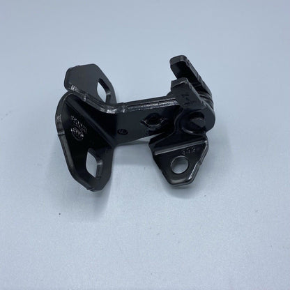 1045538-00-H TESLA MODEL X DOOR HINGE LEFT LOWER 2016 2017 2018 2019 2020 2021 OEM