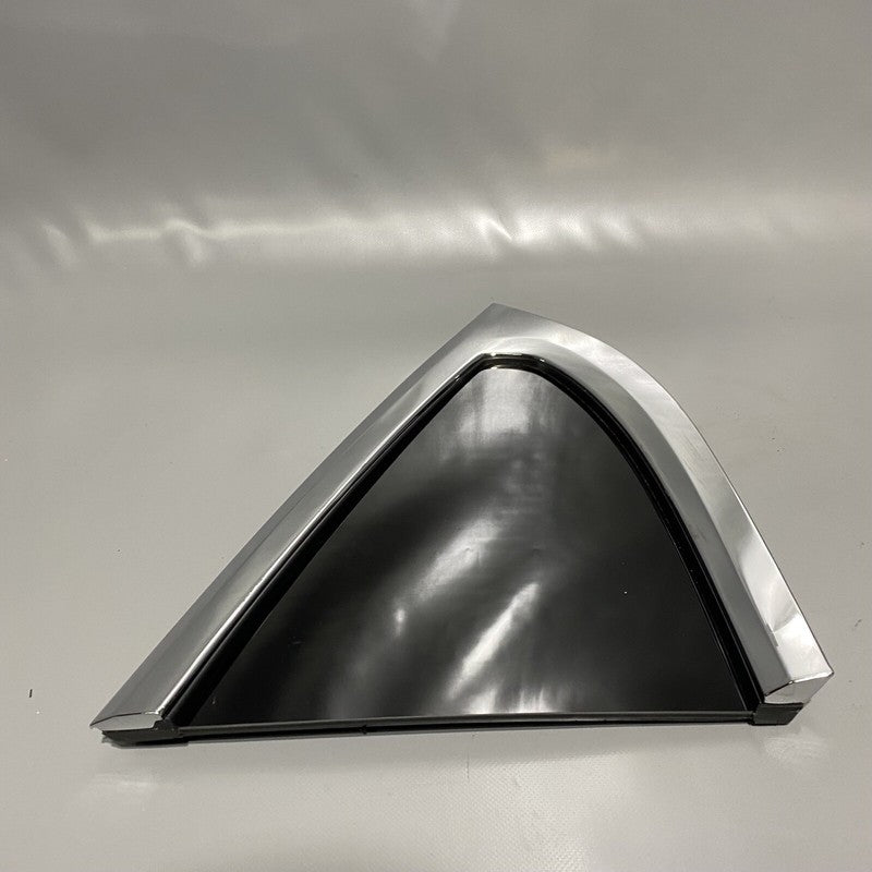 1034907-80-F TESLA MODEL X QUARTER GLASS LEFT 1034907-80-F 2016 2017 2018 2019 2020 OEM
