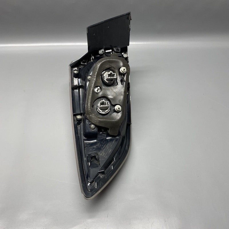 MAZDA 3 HATCHBACK TAIL LIGHT RIGHT PASSENGER BBN751150 2010 2011 2012 