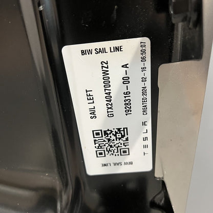 1928316-00-A TESLA CYBERTRUCK QUARTER PANEL LEFT 2024 2025 OEM 1928316-00-A