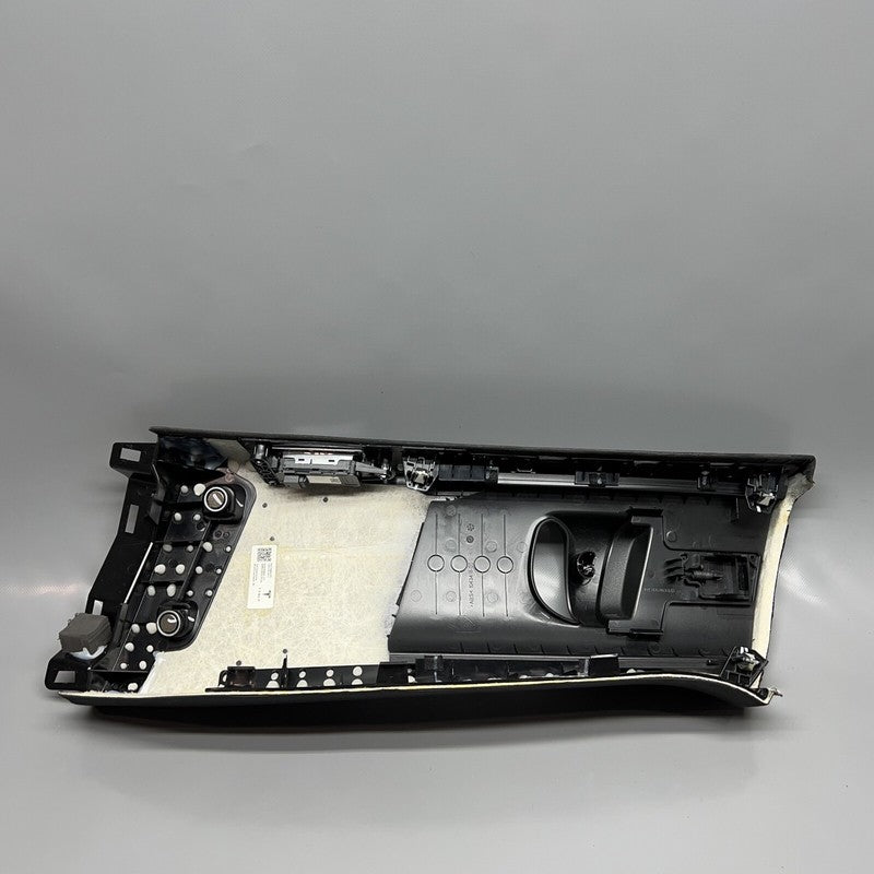1650108-99-C TESLA MODEL X B-PILLAR UPPER TRIM COVER RIGHT 2021 2022 2023 1650108-99-C