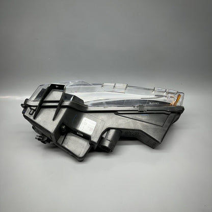 1077391-00-F TESLA MODEL 3 FOG LIGHT LEFT DRIVER 2017 18 19 20 21 22 2023 3 PIN 1077391-00-F