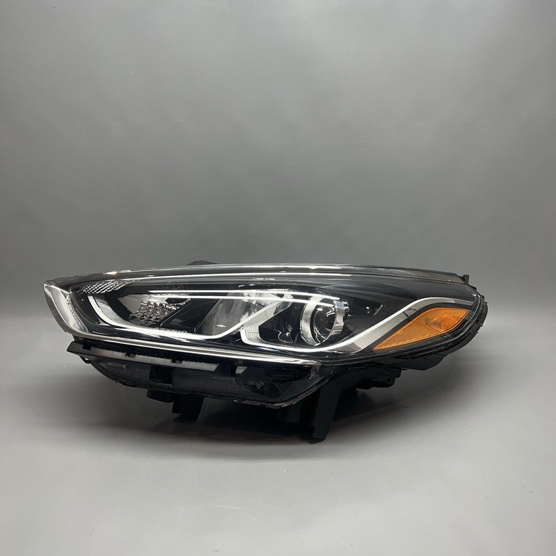 92101-C2500 HYUNDAI SONATA HEADLIGHT LEFT DRIVER 2018 2019 HALOGEN OEM 92101-C2500