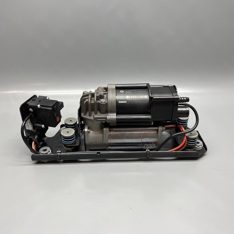 37206875176 BMW 750 AIR RIDE SUSPENSION COMPRESSOR PUMP 37206875176 2010 11 12 13 14 2015 