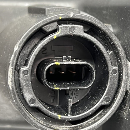 1077392-00-F TESLA MODEL 3 FOG LIGHT RIGHT PASSENGER 2017 18 19 20 21 2022 OEM 1077392-00-F