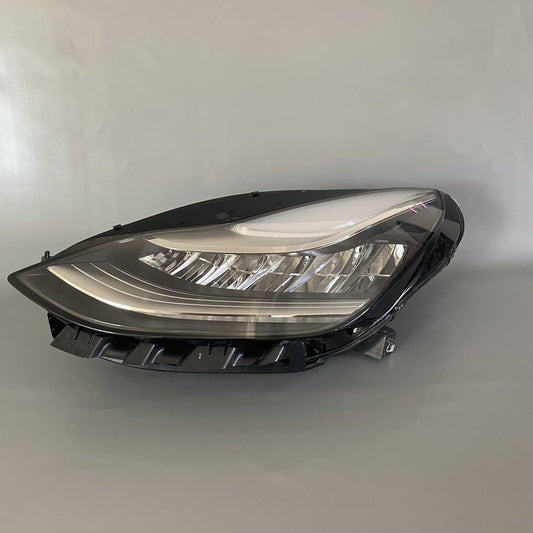1077371-00-I TESLA MODEL 3,Y HEADLIGHT LEFT SIDE LED 1077371-00-I 2017 2018 2019 2020 OEM