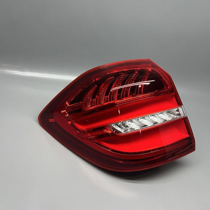 A1669060502 MERCEDES BENZ GLS450 TAIL LIGHT LEFT DRIVER GLS550 LED 2017 2018 2019 OEM