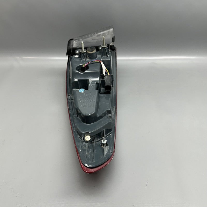 HS73-13404-AC FORD FUSION TAIL LIGHT RIGHT PASSENGER 2017 2018 2019 2020 OEM HS73-13404-AC