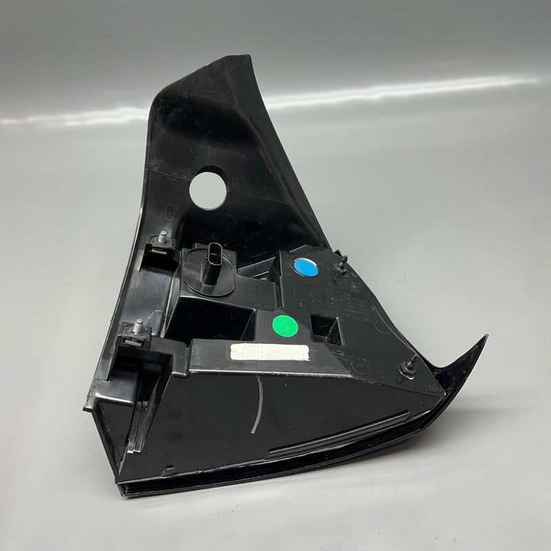 TESLA MODEL 3 TAIL LIGHT LEFT DRIVER 2017 2018 2019 2020 2021 2022 202
