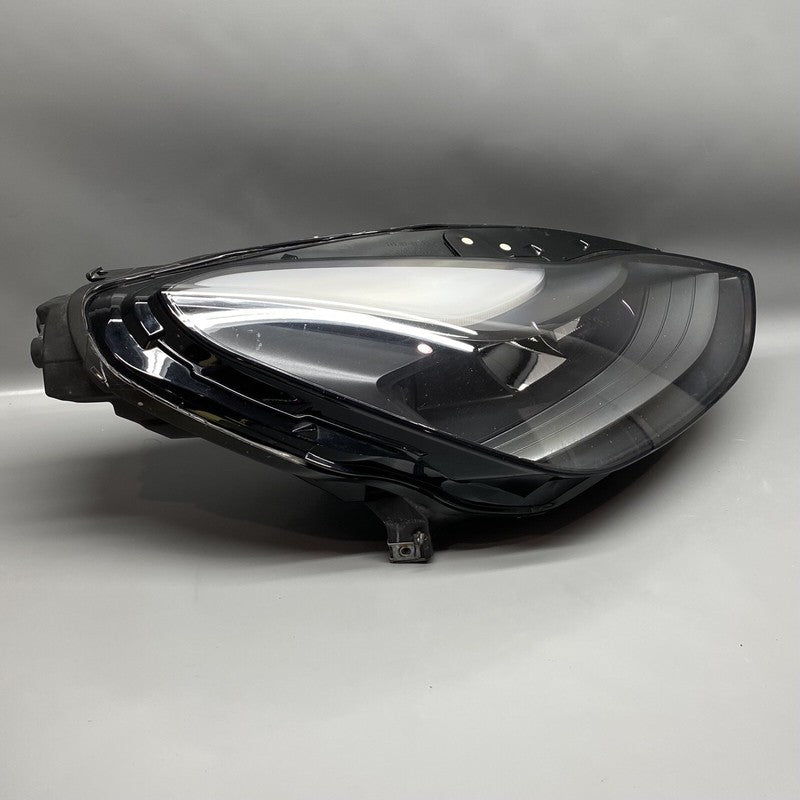 1077371-00-L TESLA MODEL 3 Y HEADLIGHT RIGHT PASSENGER LED 2021 2022 2023 OEM 1514953-00-C