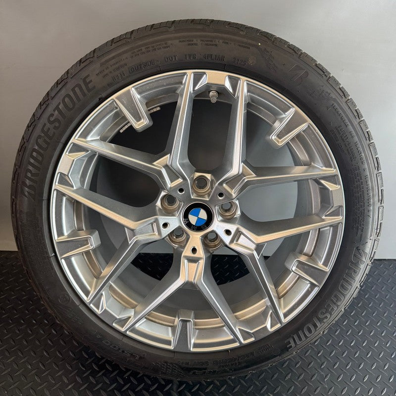 BMW 330i WHEEL RIM 18 INCH 2024 2025 OEM 5A7C687