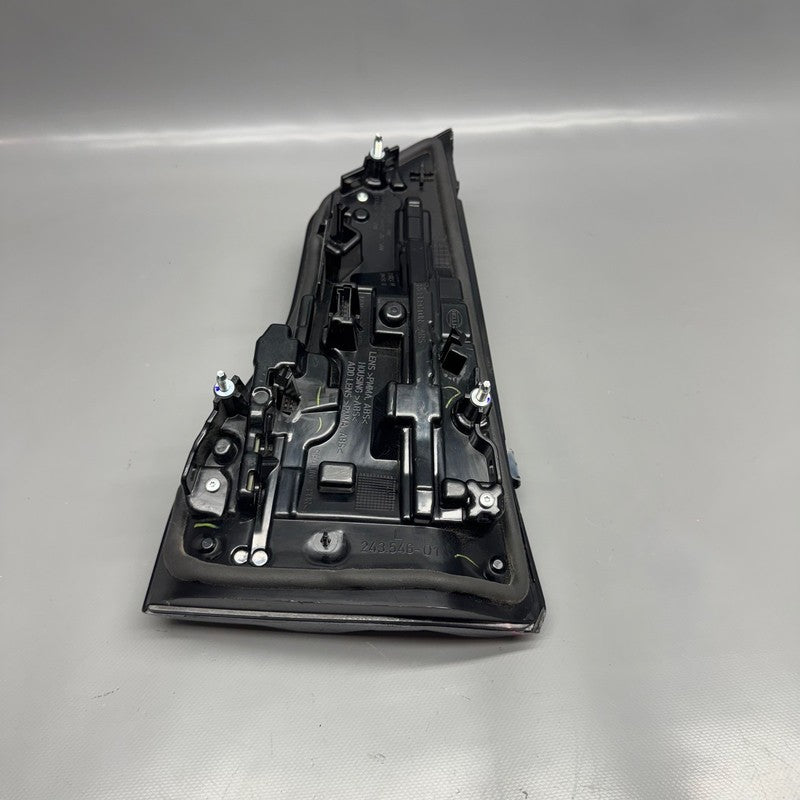 BMW X3 TAIL LIGHT INNER LEFT DRIVER 2022 2023 OEM 3946305506