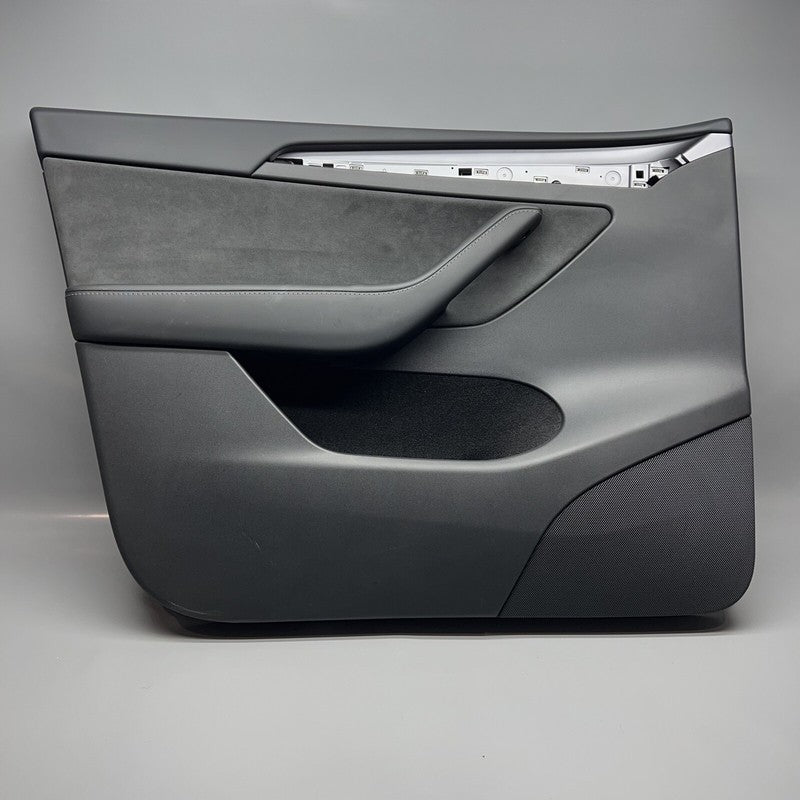 1997294-00-E TELSA MODEL Y  DOOR TRIM PANEL LEFT FRONT 2020 2021 2022 2023 OEM 1997294-00-E