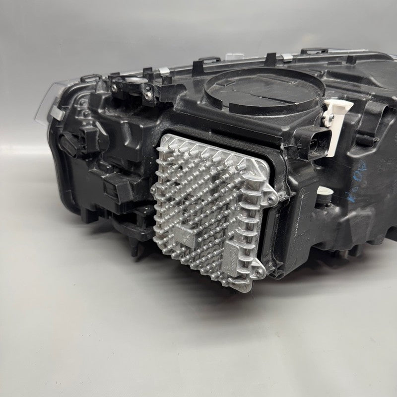 BMW X3 X4  HEADLIGHT RIGHT PASSENGER 2018 2019 2020 2021 LED OEM 87396