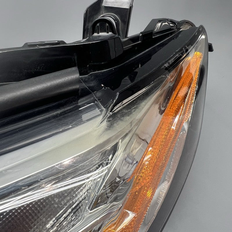 TOYOTA CAMRY HEADLIGHT LEFT DRIVER 2018 2019 2020 3 STRIPE DRL