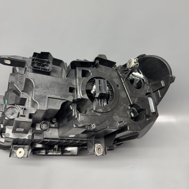 63115A01176 BMW X1 HEADLIGHT RIGHT PASSENGER 2020 2021 2022 LED 63115A01176 OEM