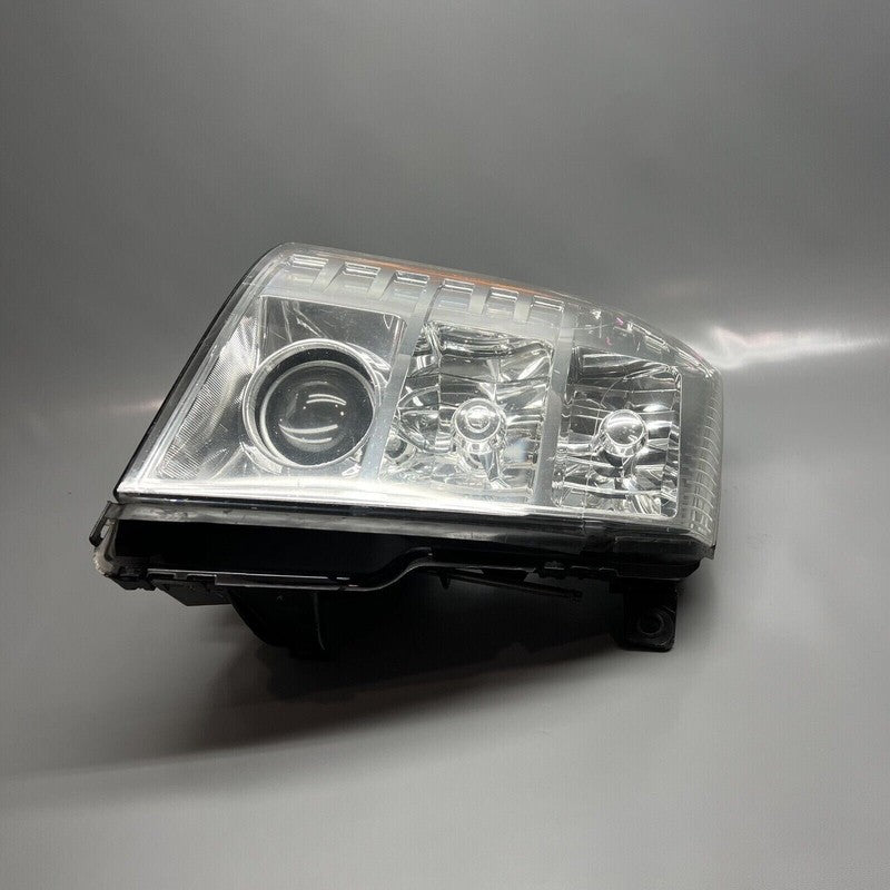 CADILLAC ESCALADE HEADLIGHT RIGHT PASSENGER 2007 08 09 10 11 12 13 2013 XENON 