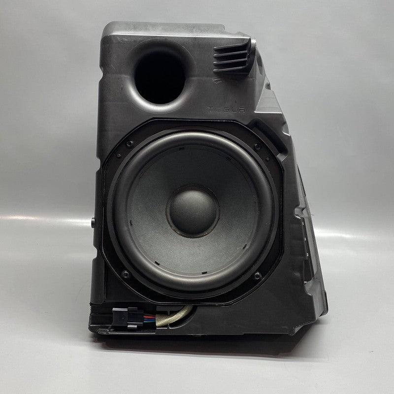 1079746-00-D TESLA MODEL 3 SUBWOOFER SPEAKER 1079746-00-D 2017 2018 2019 2020 OEM
