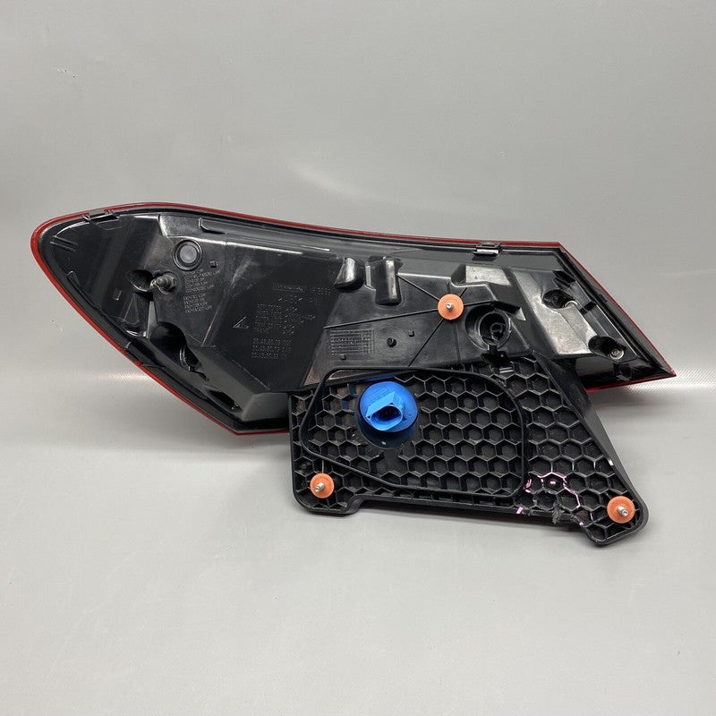 MERCEDES BENZ E300 E450 TAIL LIGHT RIGHT PASSENGER A2139065609 2021 20