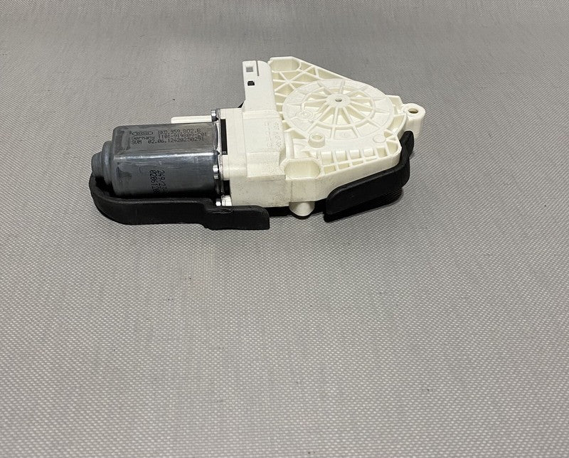 8K0959802B AUDI A6 A7 A8 Q3 Q5 RIGHT FRONT WINDOW MOTOR 2011 12 13 14 15 16 17 2018 OEM