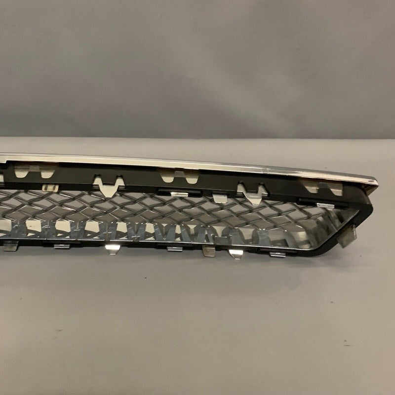 15208001 CHEVY SUBURBAN 1500 GRILLE LOWER TRIM 2008 2009 2010 2011 2012 2013 2014 OEM