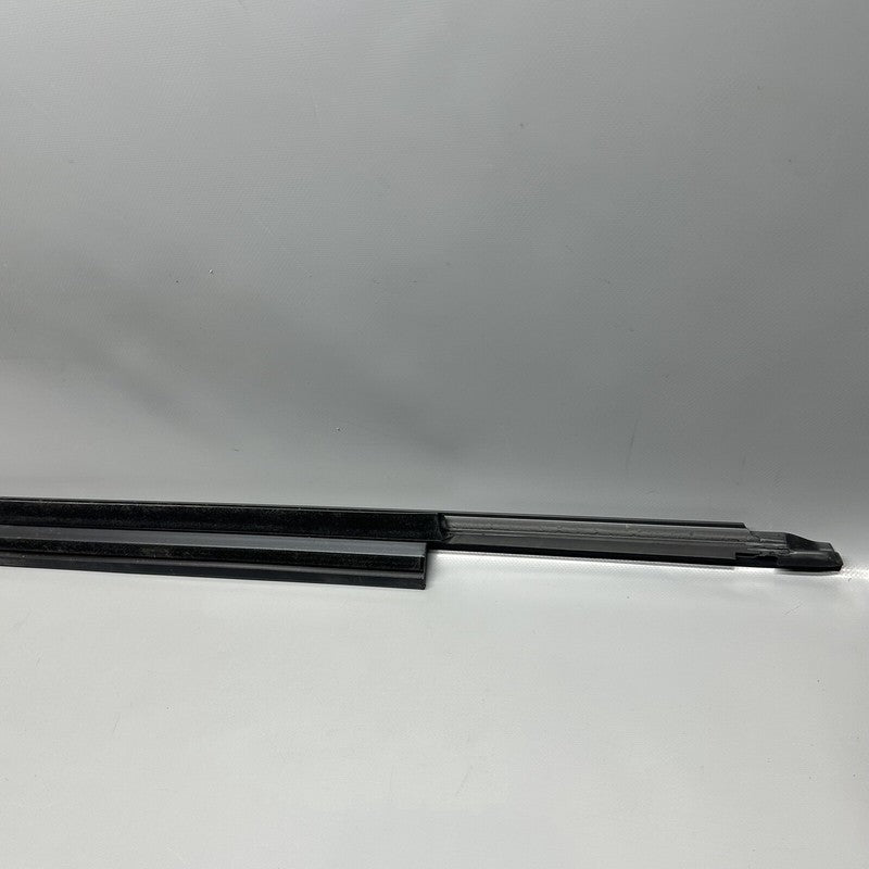 8U0837477 AUDI Q3 BELT WEATHER STRIP LEFT 2015 2016 2017 2018 OEM 8U0837477