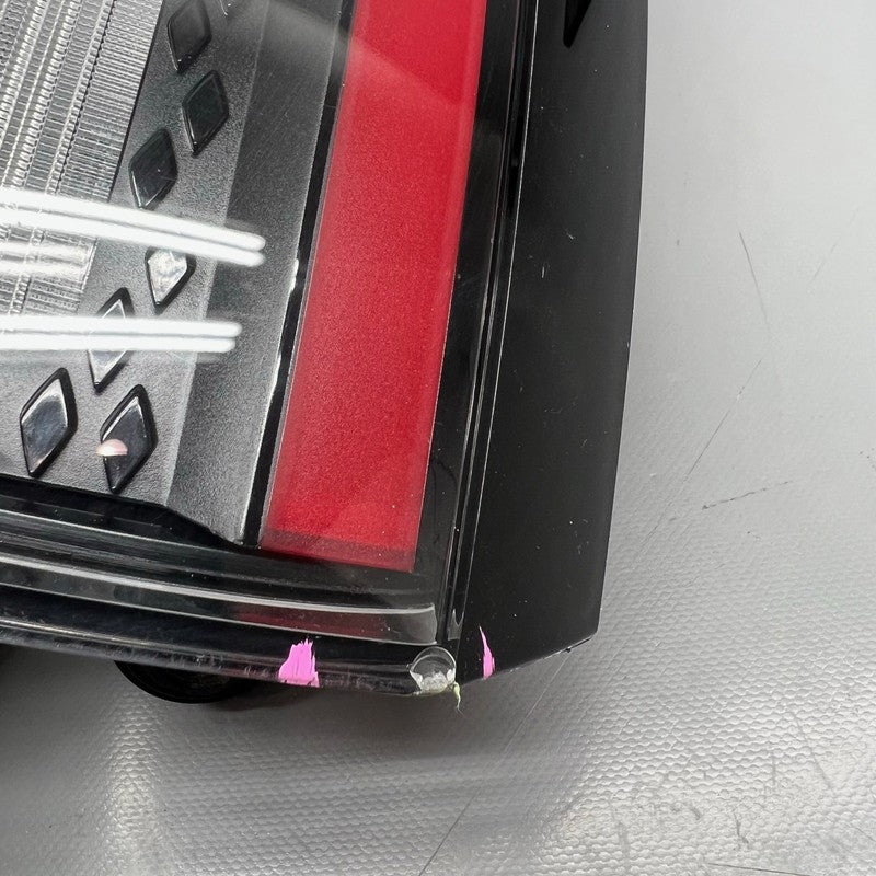 VOLKSWAGEN ID4 TAIL LIGHT RIGHT PASSENGER 2023 2024 OEM